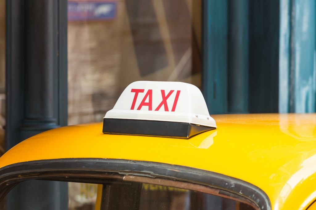 cambio de placa de taxi a particular